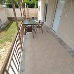 بيت للعطل Kallikrateia's Next To The Sea *
